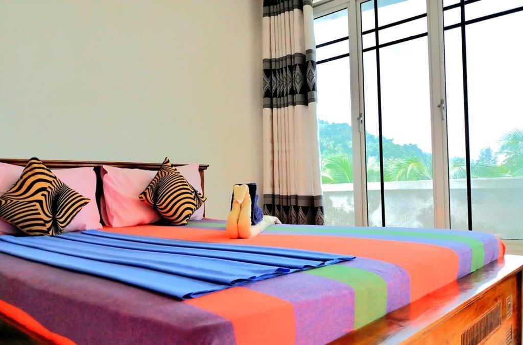 Kandyan Holiday Center And Kandyan Feel Free Homestay Dış mekan fotoğraf