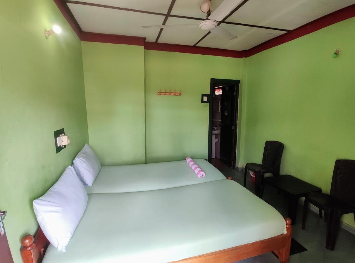 Kandyan Holiday Center And Kandyan Feel Free Homestay Dış mekan fotoğraf